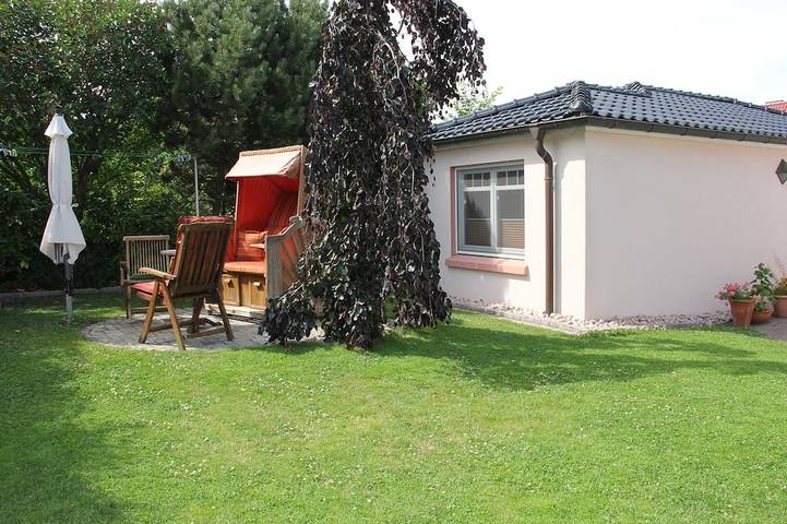 Ferienhaus für 2 Personen, mit Garten und Terrasse, mit Haustier in Wustrow