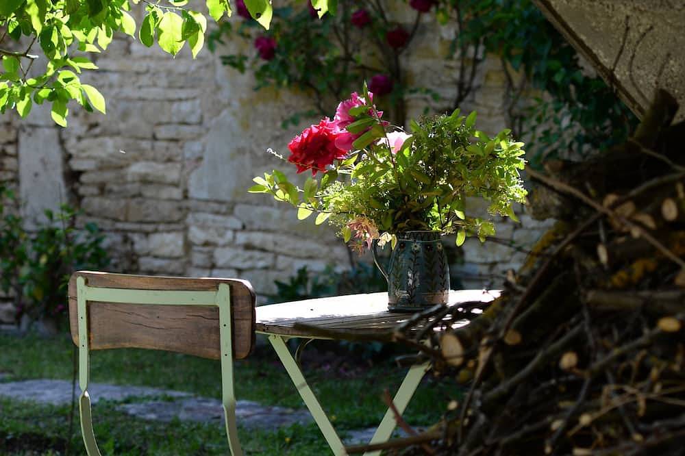 La Victoire de Noyers  maison familiale d'une à dix personnes in Noyers, Arrondissement d'Avallon