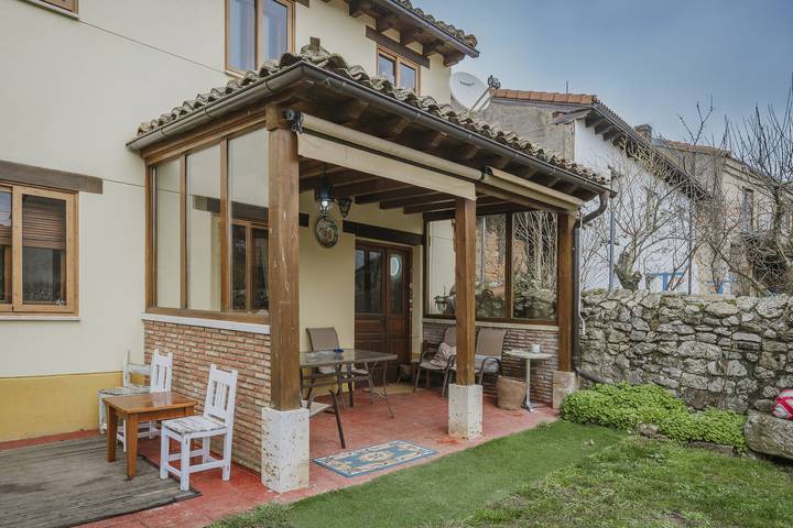 Casa rural para 10 personas, con jardín en Provincia de Burgos - 2