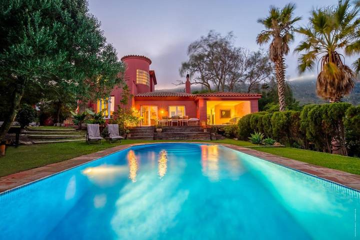 Chalet para 10 personas, con jardín además de vistas y piscina, Familias con niños en Tarifa