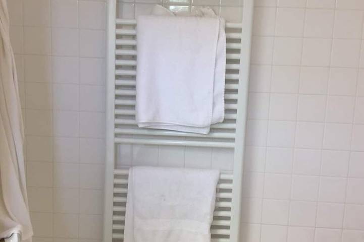 Location de vacances pour 8 personnes, avec jacuzzi et jardin, animaux acceptés à Boisse - 3