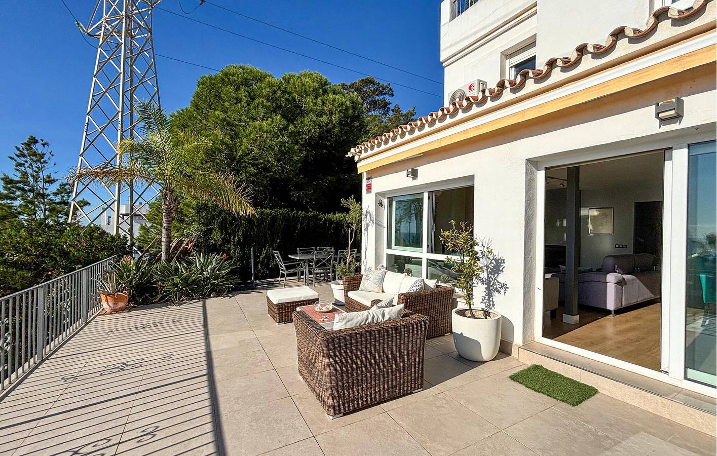 Meerblick-Apartment mit Pool & Terrasse, Garage - 800m bis Playa Los Claros in Torre de Benagalbón, Rincón de la Victoria