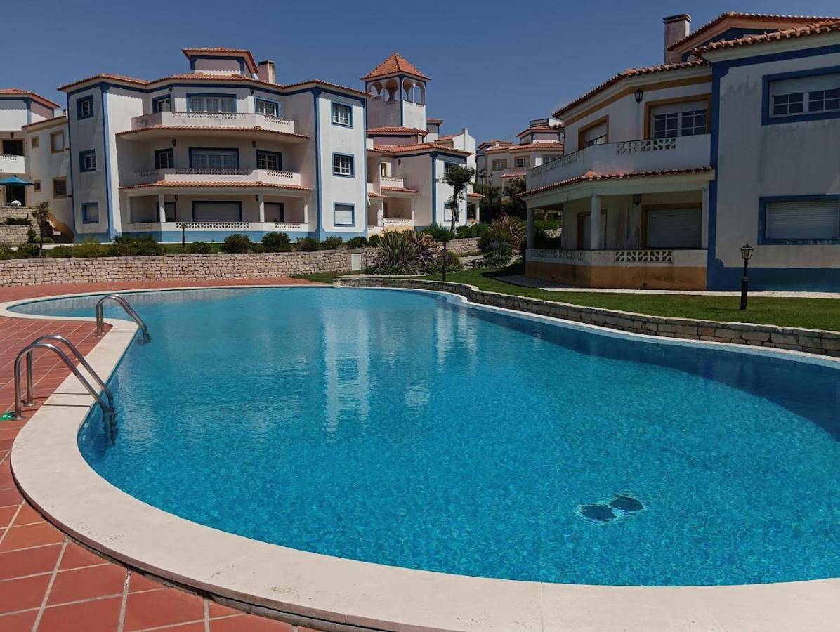 Apartamento inteiro, Apartment in Amoreira, Leiria distrito