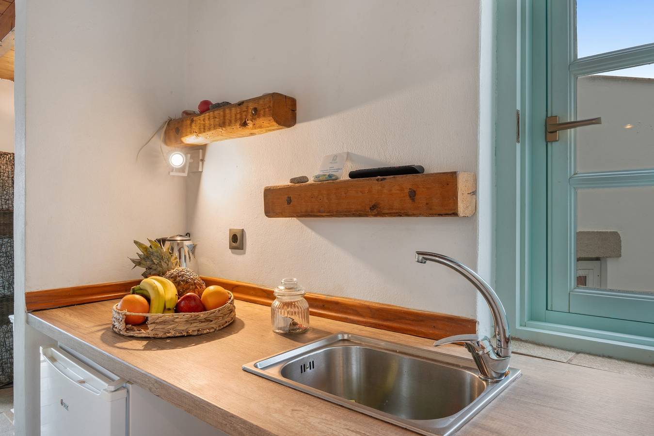 Apartment In A Hotel 'Family Room No 2' with Shared Pool, Wi-Fi and Air Conditioning in Skala (Patmos), Dodecanese