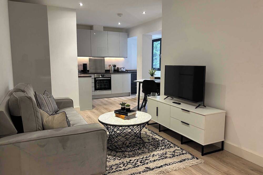 Apartment for 2 People in Solihull, Birmingham Area