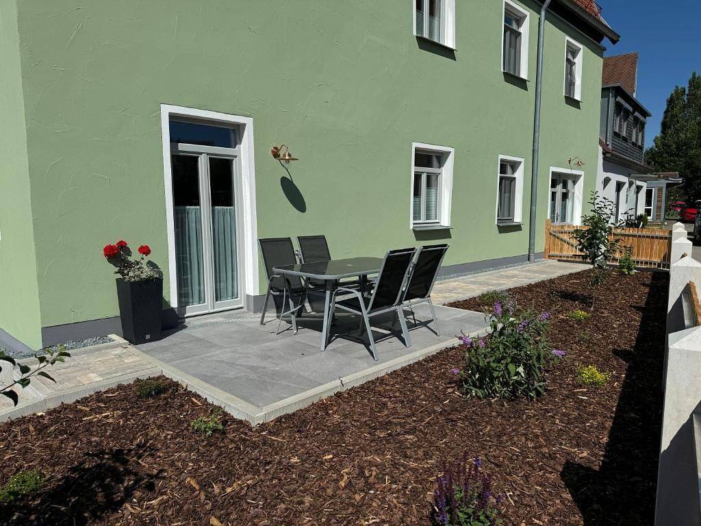 Ganze Wohnung, Apartment mit Terrasse "Blumentraum" in Spalt, Fränkisches Seenland