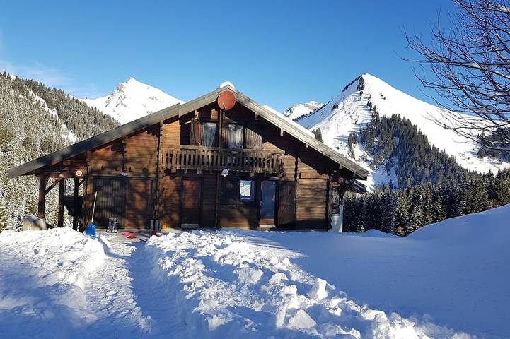 Chalet pour 9 personnes, avec Balcon et Jardin à Praz de Lys