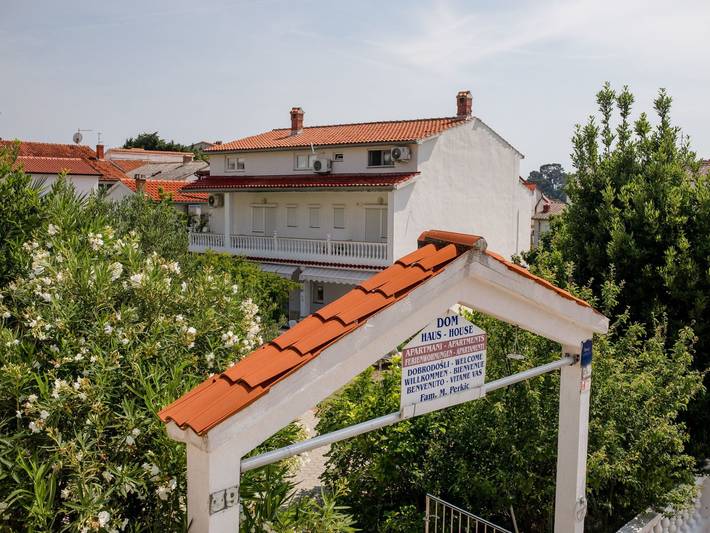 Villa per 9 persone, con Balcone e Terrazza nonché Giardino in Arbe