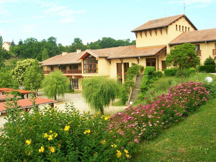 Club vacances pour 4 personnes, avec vue et jardin en Auvergne - 2