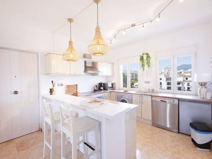 Hel lejlighed, Puerto Banus Opq in Medina Gardens, Marbella