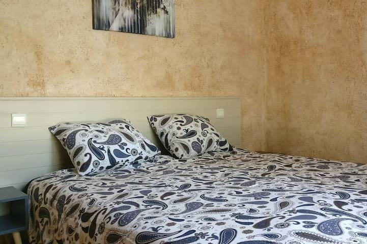 Location de vacances pour 8 personnes, avec jardin et terrasse à Fontarèches - 3