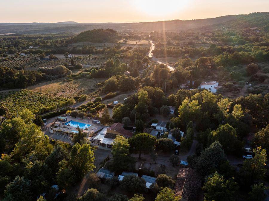 Camping maeva Escapades l'Emeraude du Verdon - Mobilheim 4 personen - Laurier - klimatisiert - 2 Schlafzimmer in Aups, Brignoles Region