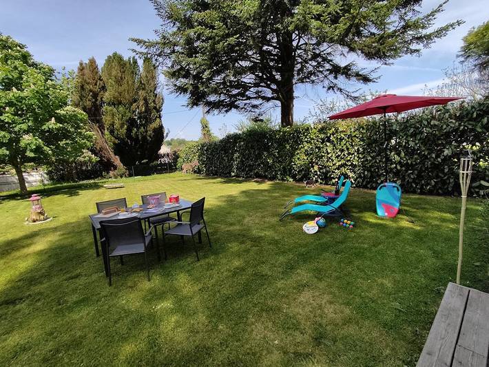 Gîte pour 3 personnes, avec terrasse et jardin, animaux acceptés à Fleury (Normandie)