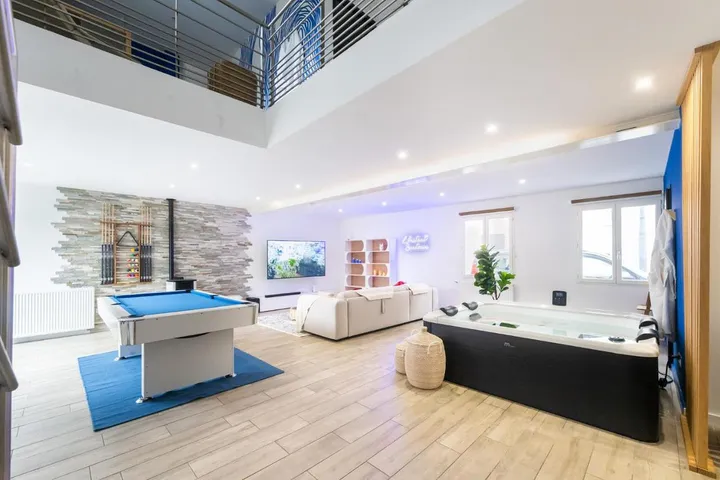 Villa pour 8 personnes, avec jacuzzi et sauna - 1