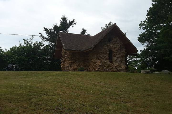 Petite maison en pierre des plus insolites à la campagne in Habas, Région de Dax