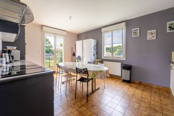 Maison De Vacances pour 22 Personnes dans Saint-Étienne-du-Bois, Vallée de la Loire, Photo 4
