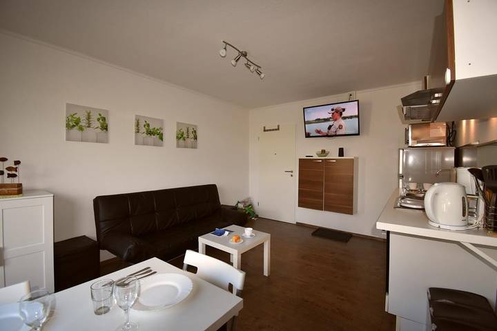 Ferienwohnung für 2 Personen, mit Balkon und Garten in Dornum - 3