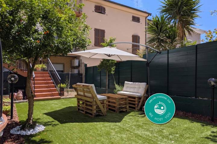 Holiday apartment for 6 people, with garden - 1