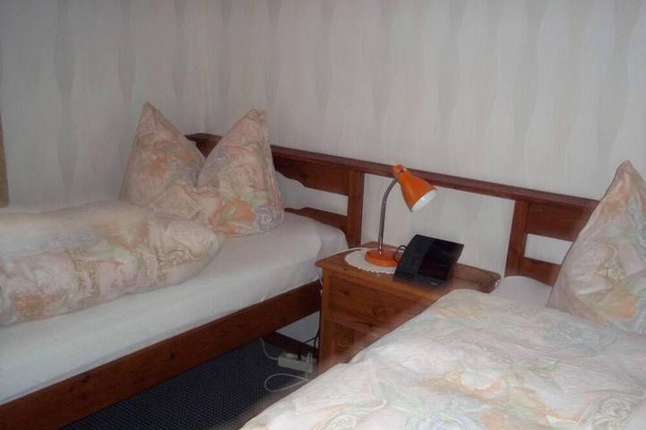 Ferienwohnung für 4 Personen, mit Balkon und Garten in Bunde - 3