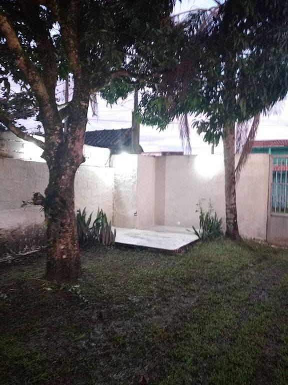 Large house with nature, tranquility and Wi-Fi in Itanhaém, Baixada Santista