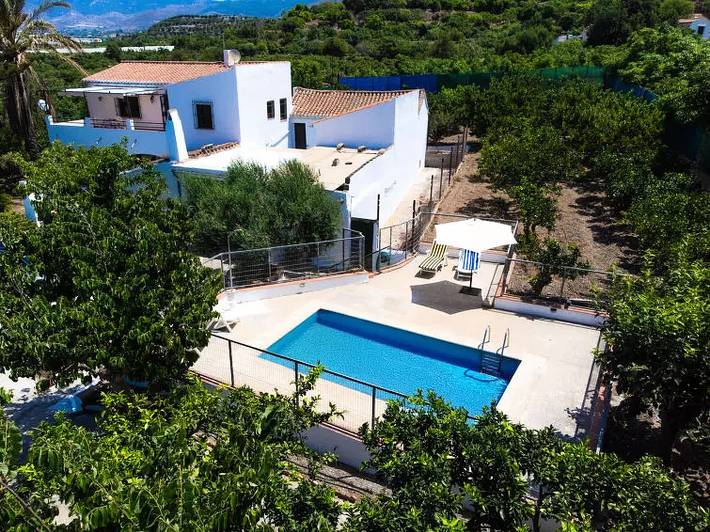 Casa rural para 7 personas, con piscina y jardín en Motril - 2