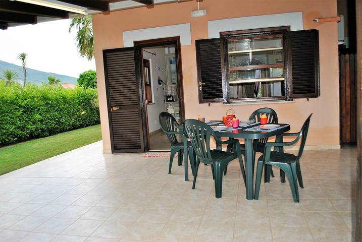 Ferienhaus für 6 Personen, mit Balkon/Terrasse und Garten in Latium - 4