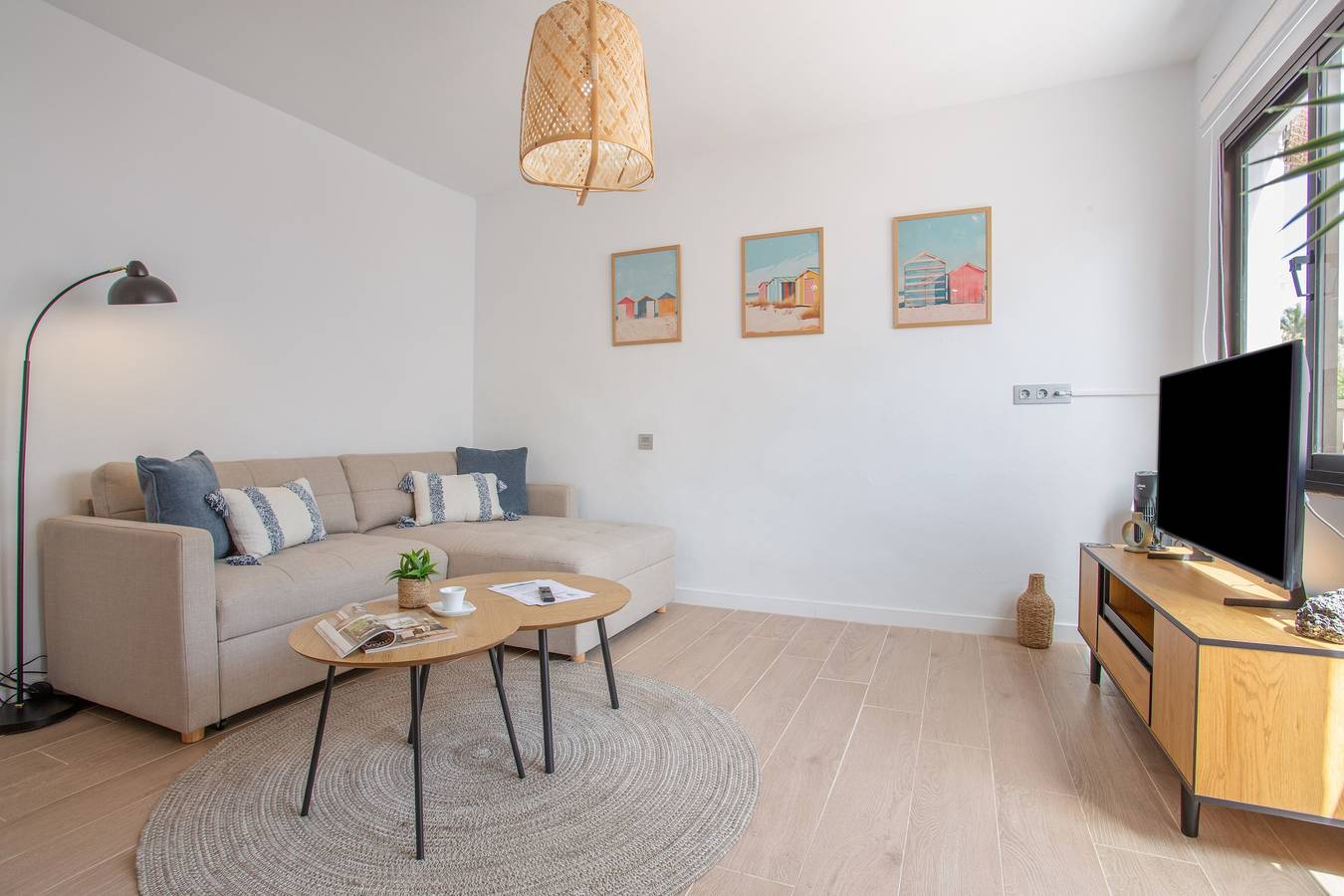 Apartamento inteiro, Apartamento 'Oasis Duna _ Casa Aizea Pool' com Piscina Partilhada, Varanda e Wi-Fi in Corralejo, La Oliva