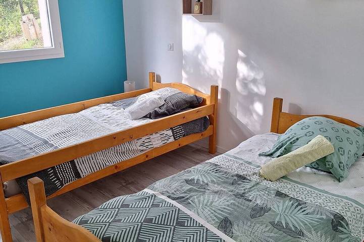 Location de vacances pour 6 personnes, avec balcon et jardin à Prunières - 4