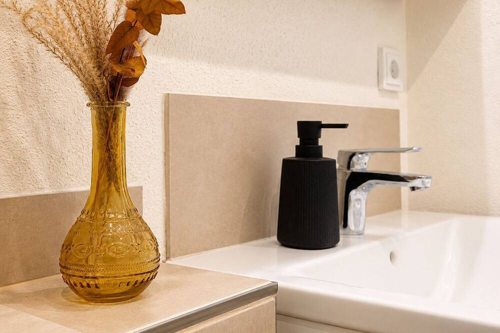 Ganze Wohnung, Apartment Auszeit / Inkl. Aktivcard / Innenpool mit Top Aussicht / Renoviert in Freyung, Ostbayern