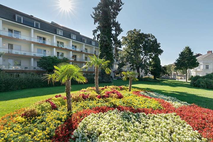 Hotel für 2 Personen, mit Ausblick und Garten sowie Sauna, mit Haustier in Baden bei Wien