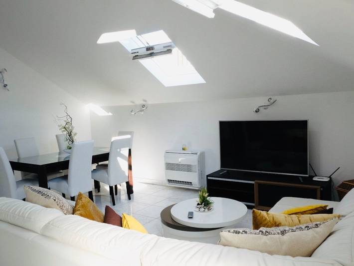 Ganze Wohnung, Villa Tonika -Two Bedroom Apartment with Terrace ( A2 ) in Povlja, Brac