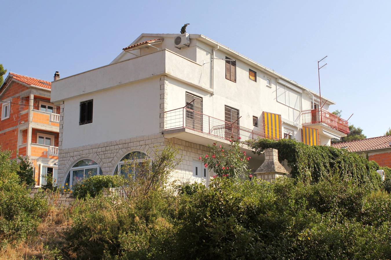 Ganze Wohnung, Studio Appartement mit Balkon und Meerblick Sutivan, Brac As-5629-a in Sutivan, Brac