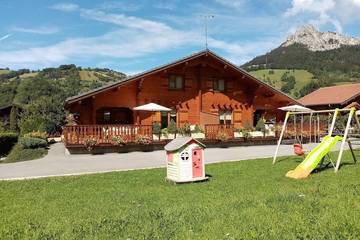 Gîte pour 6 personnes, avec jardin et terrasse à Bernex