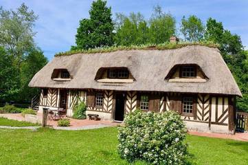 Gîte pour 7 personnes, avec jardin et terrasse à Quetteville