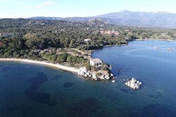Location de vacances pour 6 personnes, avec jardin à Pianottoli-Caldarello