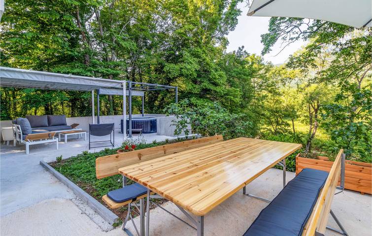 Ferienhaus für 4 Personen, mit Terrasse in Dramalj - 3