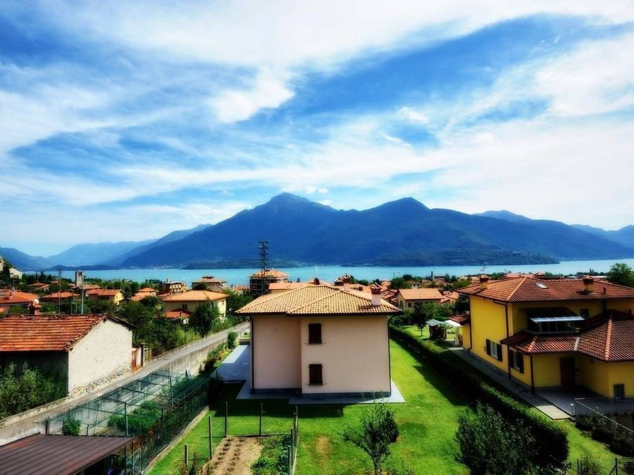 Ganze Wohnung, Wohnung 'Eugenia' mit Wasserblick in Gravedona, Gravedona ed Uniti