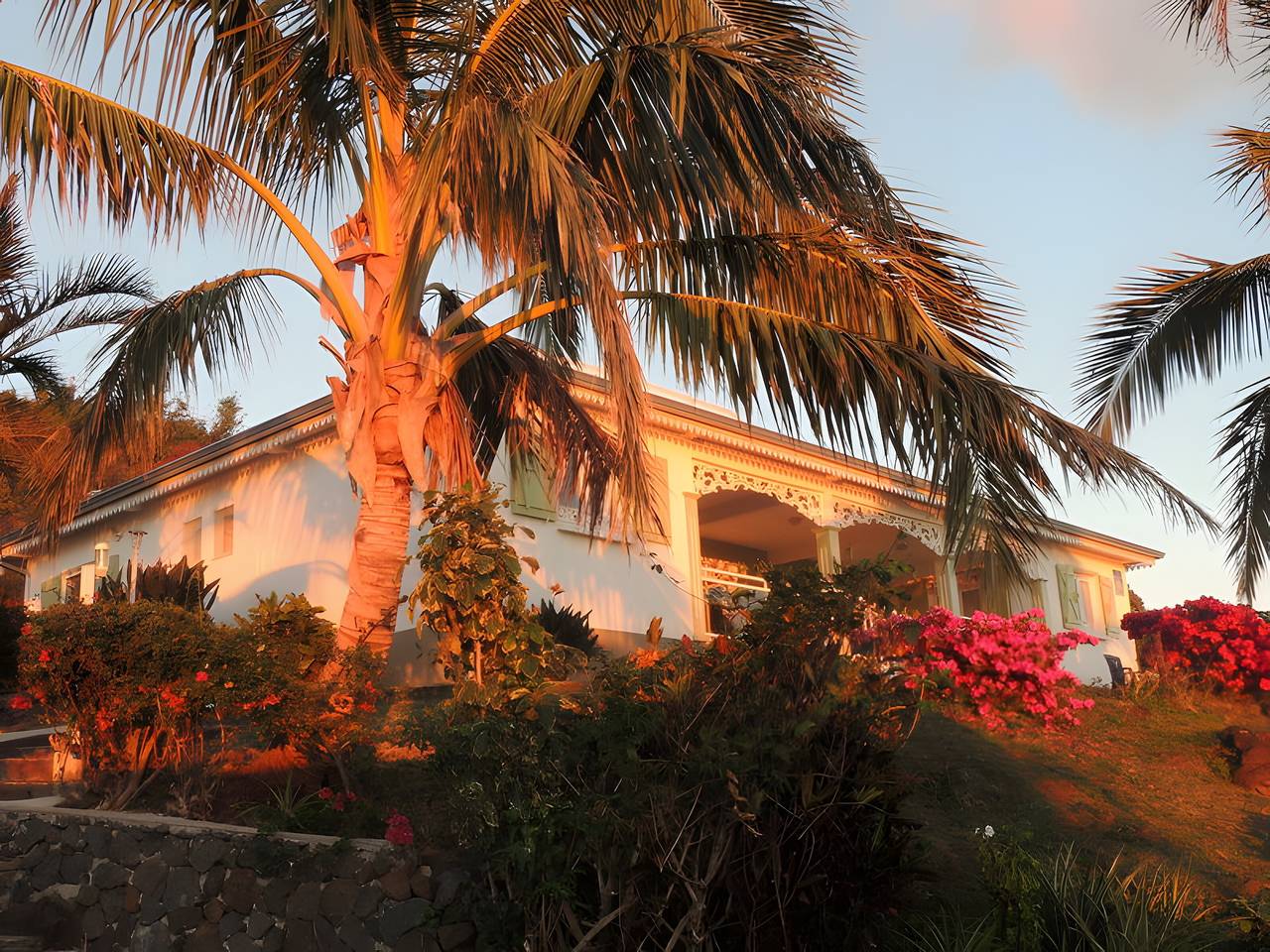 Maison de vacances « Balcon Créole Soleil Couchant » : vue mer, terrasse privée, Wi-Fi in Saint-Leu, Île de la Réunion