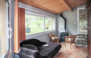 Maison De Vacances pour 4 Personnes dans Thueyts, Massif central, Photo 2