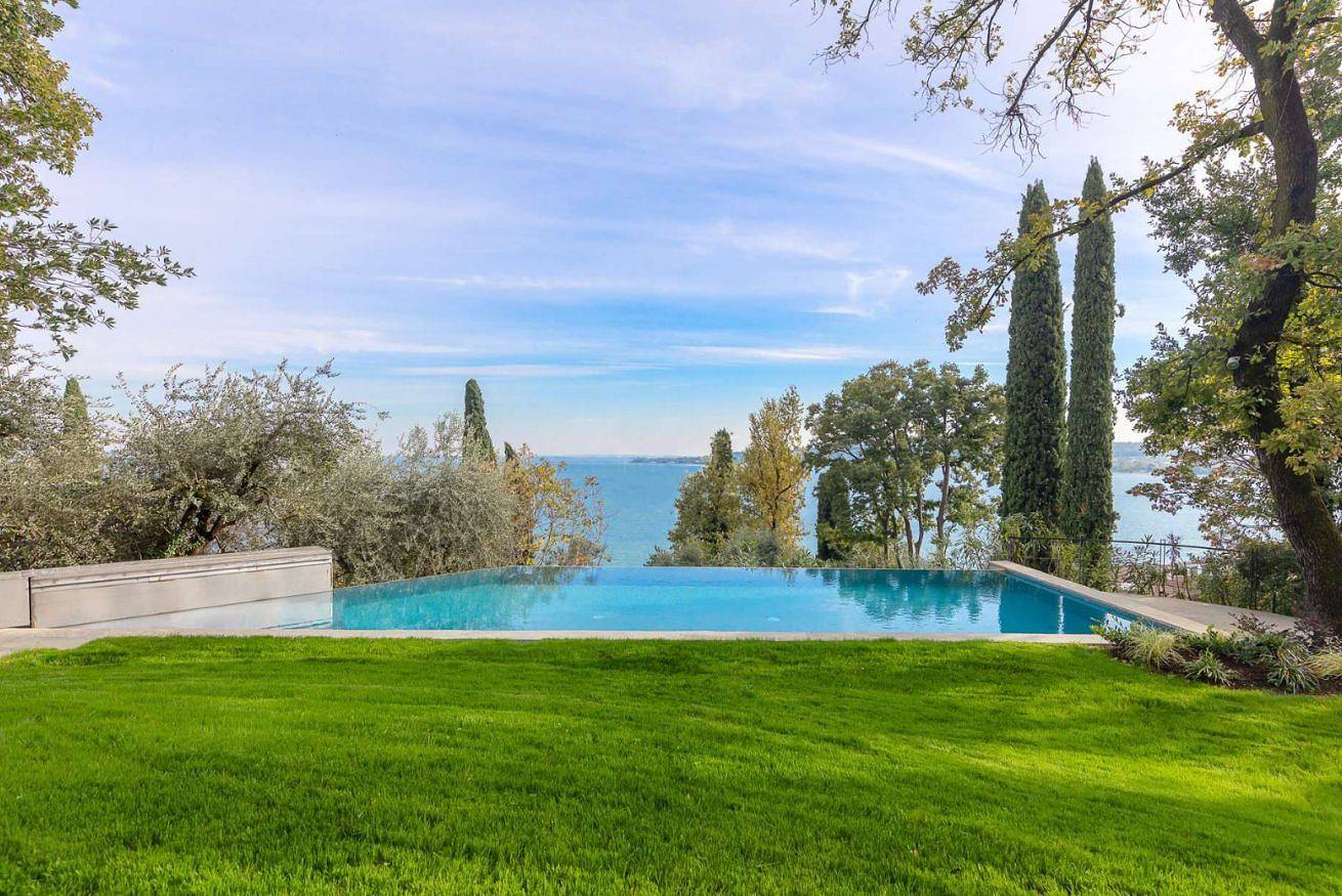 Villa Michelle - Vista lago - Piscina - vicino alla spiaggia in Padenghe sul Garda, Prealpi Gardesane