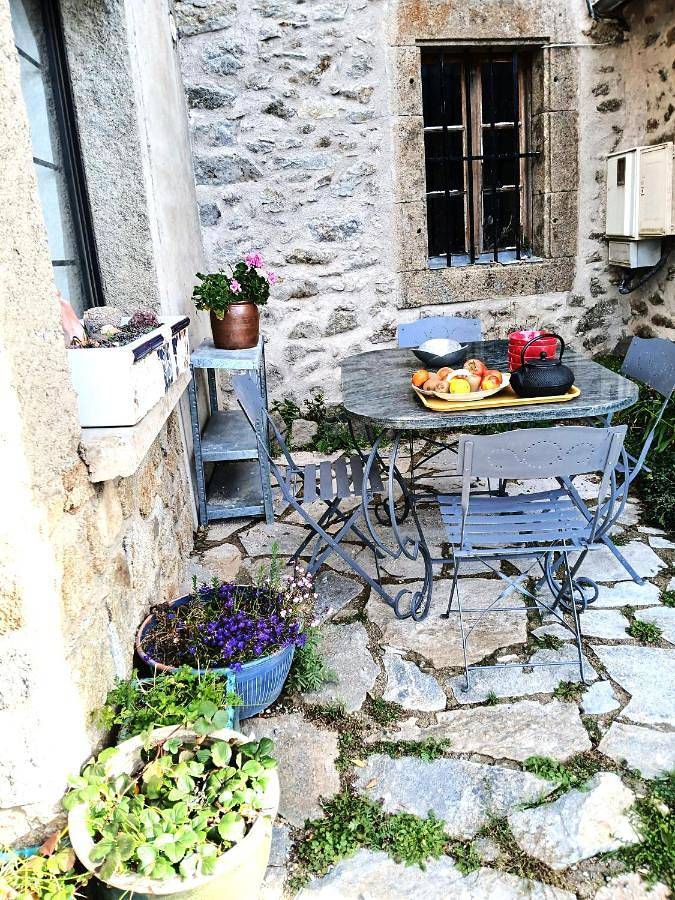 Location de vacances pour 9 personnes, avec vue et terrasse à Eyne - 4