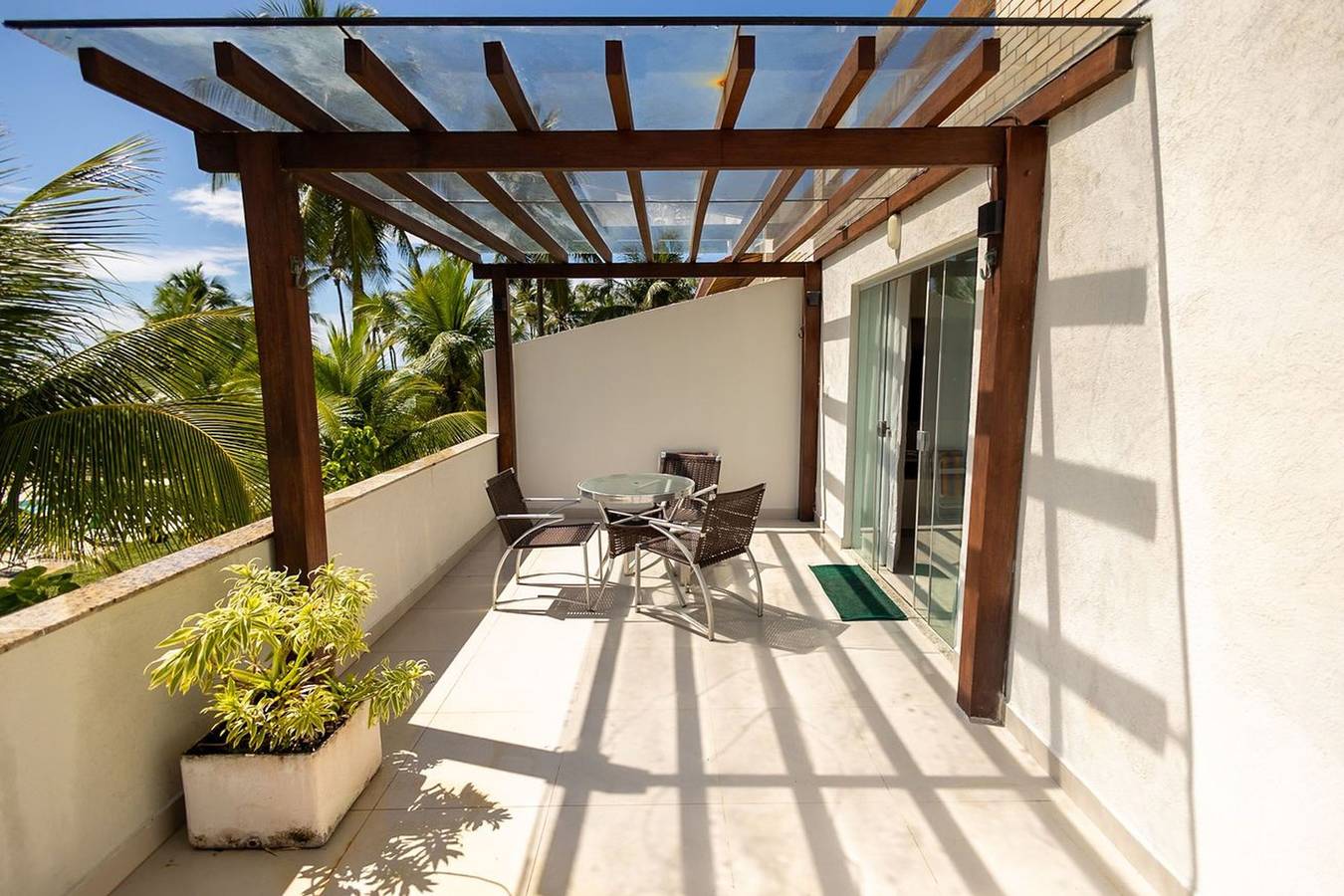 Entire apartment, Studio Beira-Mar com Piscina e Varanda Privativa in Costa das Baleias