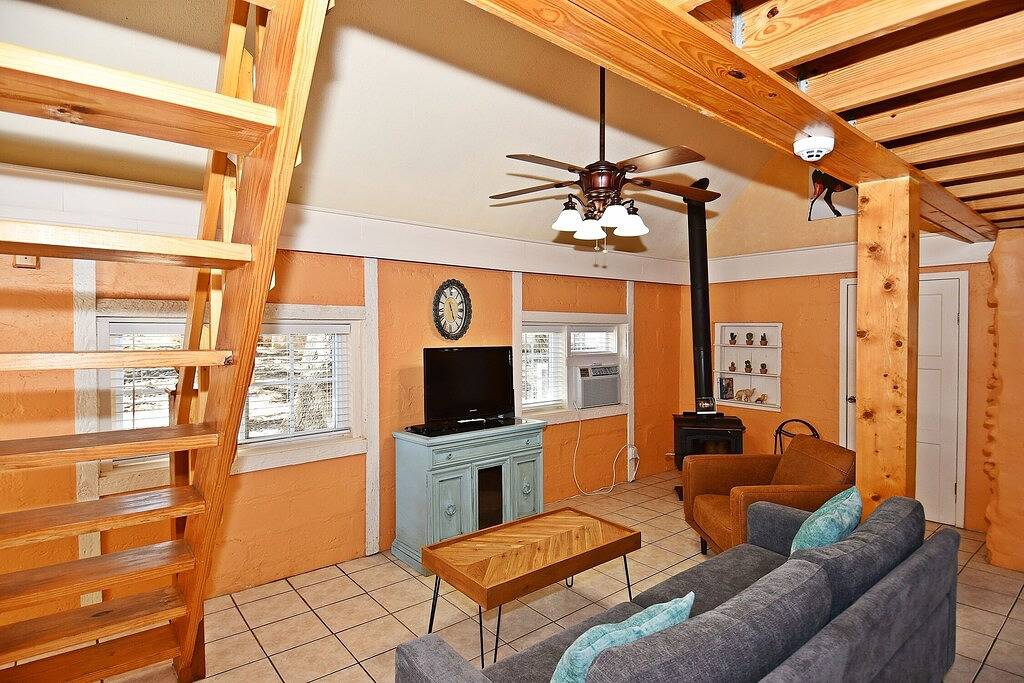 Stonehaven @ Frio River Vacation Rentals in Concan, Uvalde County