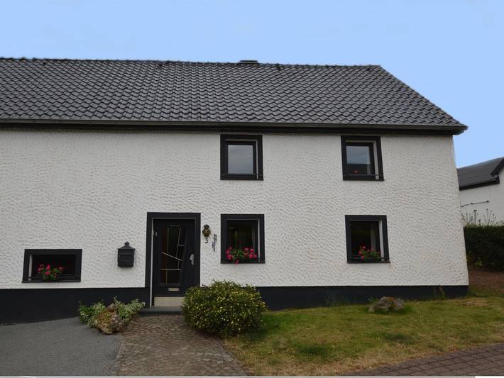 Ferienhaus für 6 Personen, mit Terrasse und Garten