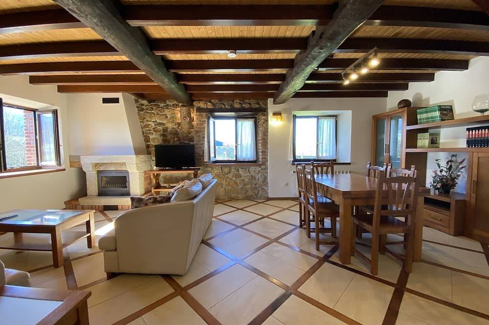 La Torre de Llames Arriondas in Parres, Provincia de Asturias