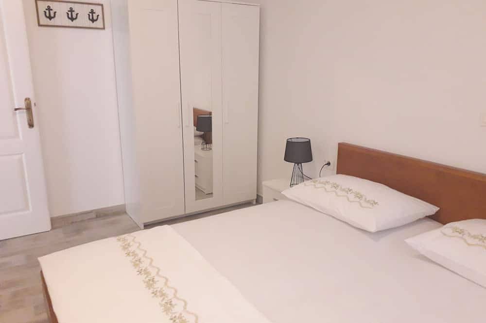 Ganze Wohnung, Apartments Bepi- Apartment Ema in Komiza, Vis