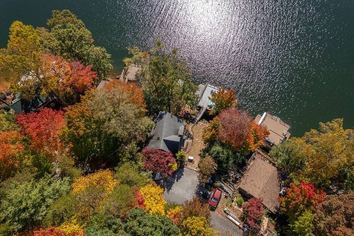 Vacation house for 7 people, with balcony in Lake Lure