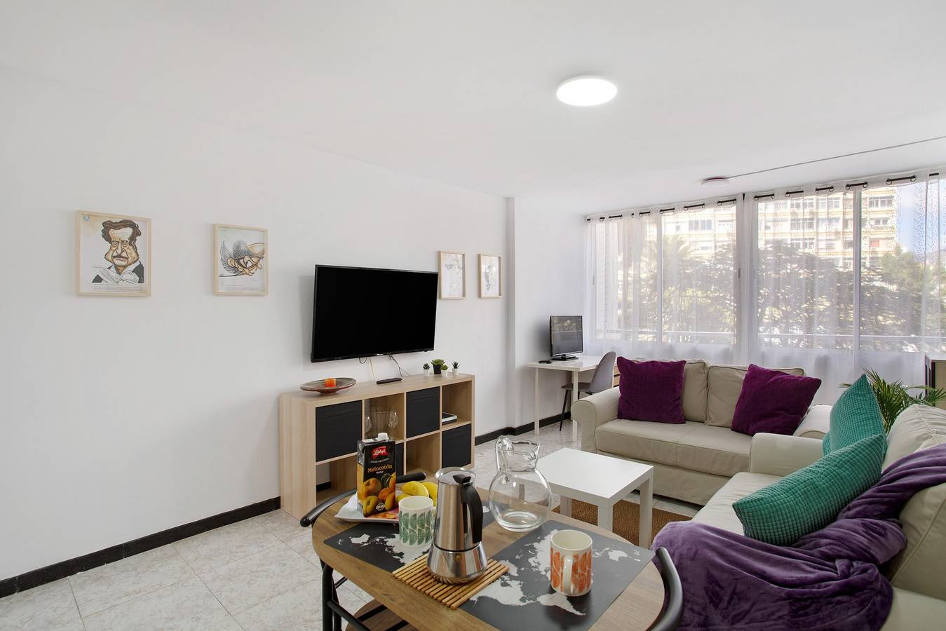 Apartamento entero, Apartamento vacacional "Lidia" con vistas al lago, piscina compartida y Wi-Fi in Maspalomas, San Bartolomé de Tirajana