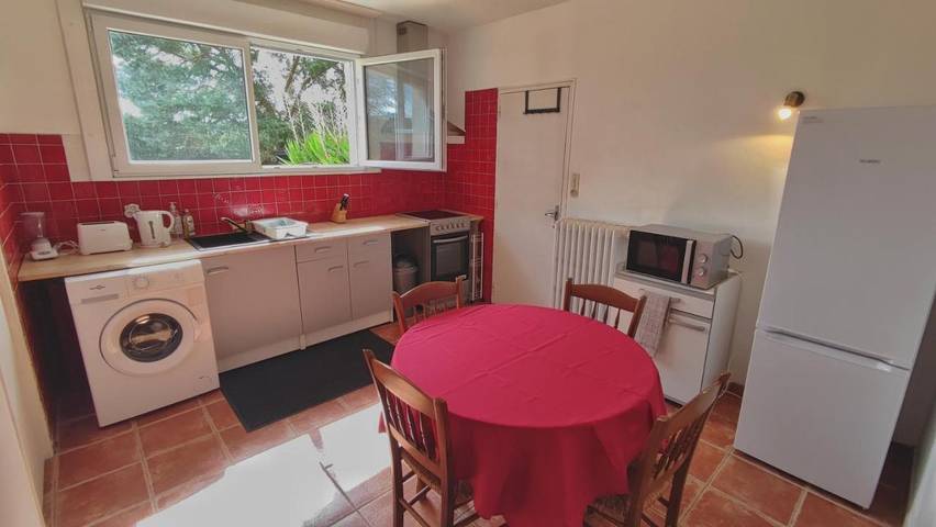 Location de vacances pour 8 personnes, avec terrasse, animaux acceptés à Civaux - 3