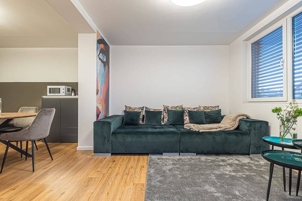 Apartamento entero, 85qm Balkon Suite mit 2 Schlafzimmern und Balkon in Willich, Lower Rhine